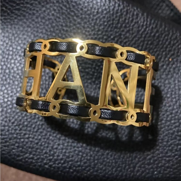 CUFF LETTER BRACELET GOLD W/ BLACK LEATHER - Picture 6 of 6
